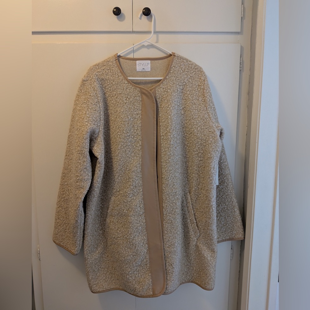 STYLUS Cream Bouclé Open-Front Teddy Jacket with Tan Trim